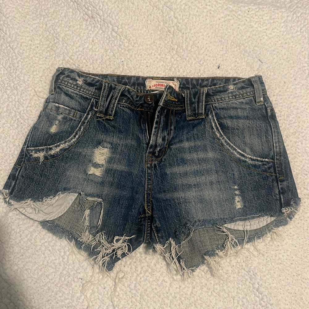 Ripped jeans shorts